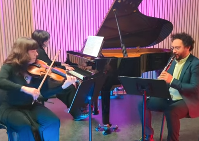 Trio Jeux des Quilles avec Élise Boyer (piano), Françoise Gateau (violon et alto) et Alison Pereira (clarinette)